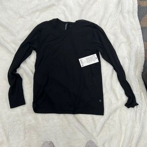 Lululemon long sleeve shirt metal vent breathe